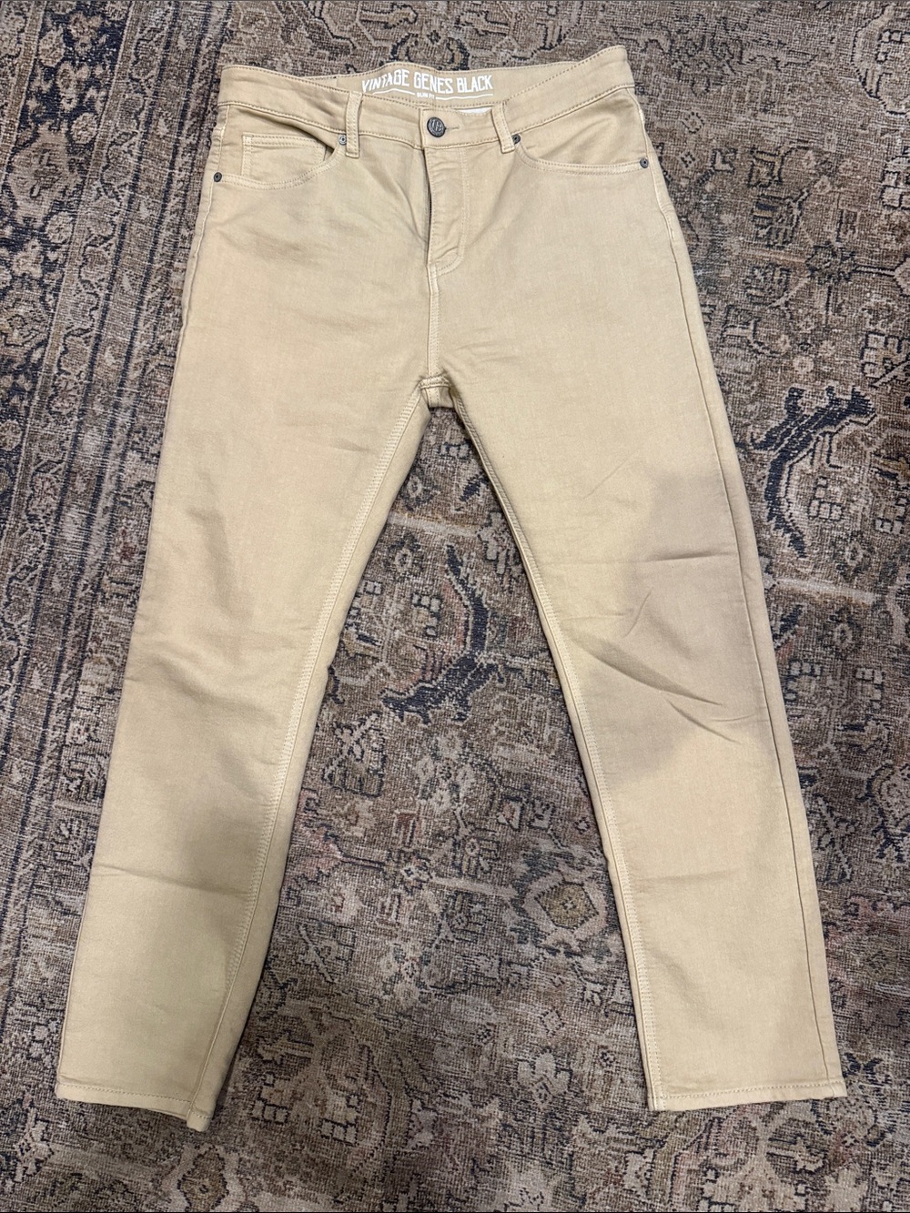 Vintage Genes Black Jeans in Light Tan